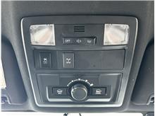 Vehicle Thumb #26