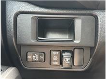 Vehicle Thumb #27