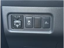 Vehicle Thumb #25