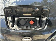 Vehicle Thumb #26