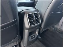 Vehicle Thumb #18