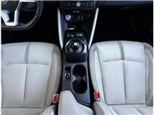 Vehicle Thumb #25