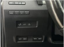 Vehicle Thumb #27
