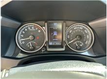 Vehicle Thumb #20