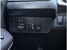 Vehicle Thumb #26