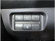 Vehicle Thumb #22