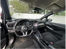 Vehicle Thumb #14