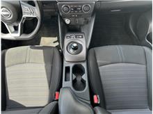 Vehicle Thumb #23