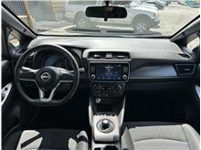Vehicle Thumb #17