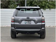 Vehicle Thumb #9
