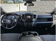 Vehicle Thumb #18