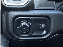 Vehicle Thumb #27