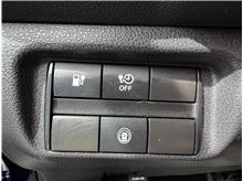 Vehicle Thumb #26
