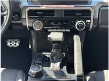 Vehicle Thumb #25