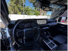 Vehicle Thumb #14