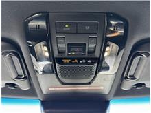 Vehicle Thumb #32