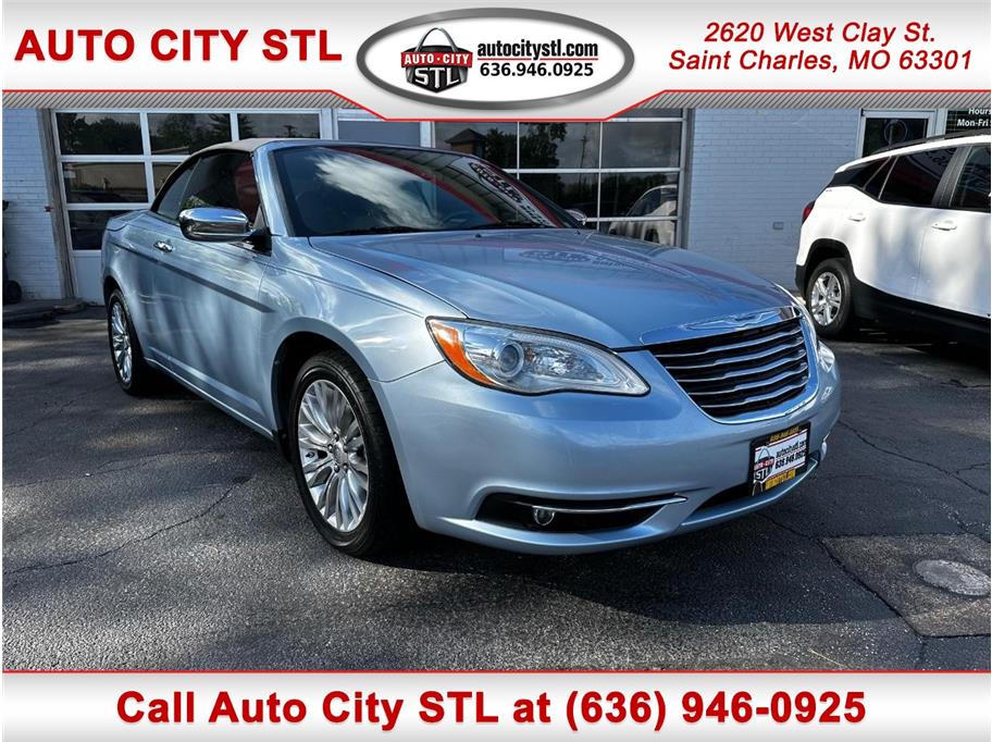 2013 Chrysler 200 from Auto City STL