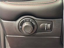 Vehicle Thumb #21