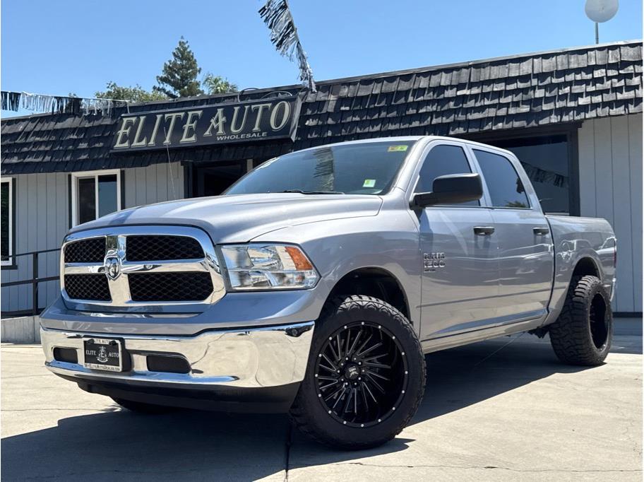2022 RAM 1500 Classic SLT Crew Cab 5'7's photo