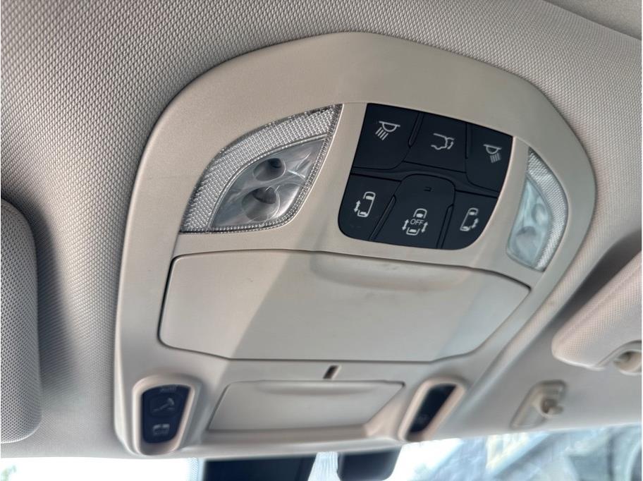 2020 Chrysler Pacifica Limited - Photo 15