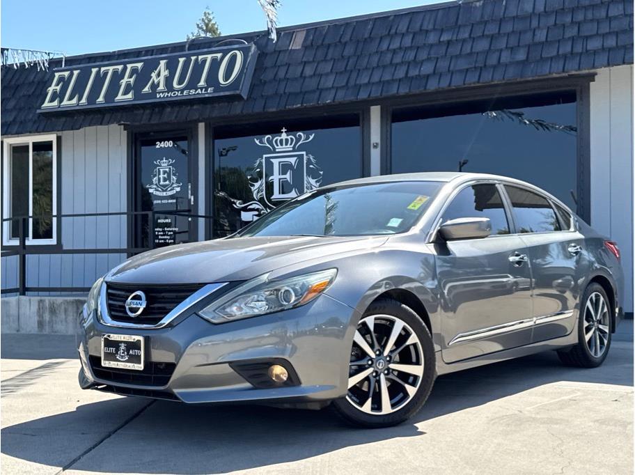 2016 Nissan Altima 2.5 SR's photo