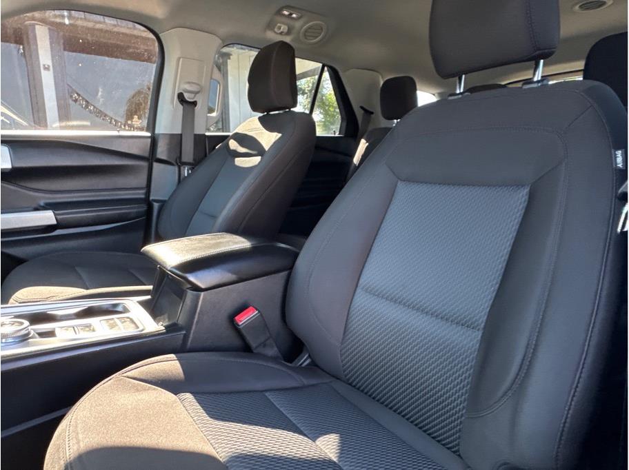 2022 Ford Explorer XLT - Photo 7