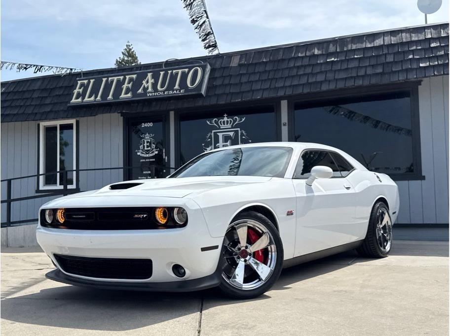 2015 Dodge Challenger SRT 392's photo