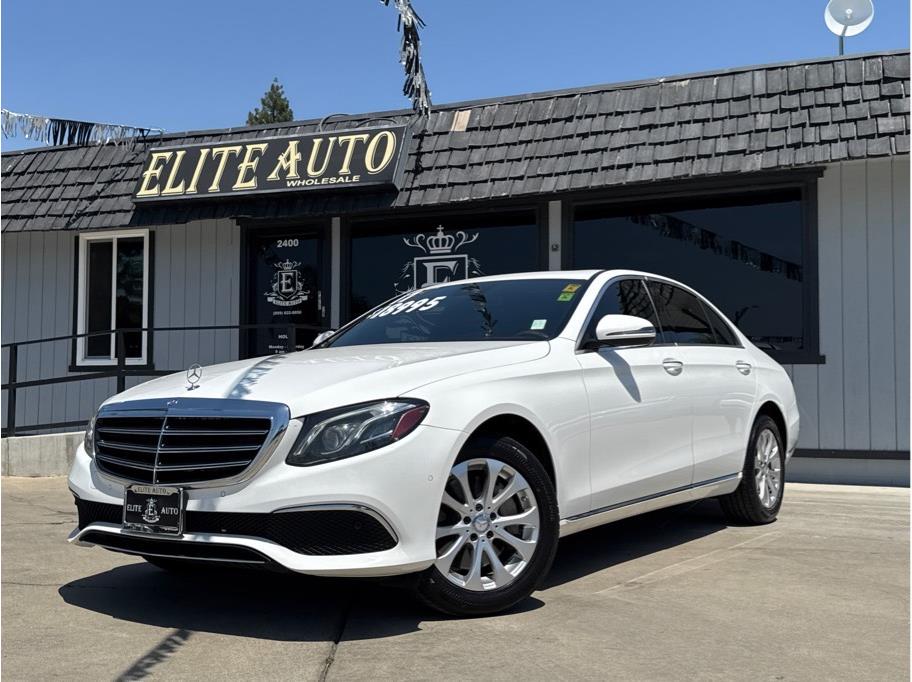 2017 Mercedes-Benz E-Class E300 4MATIC's photo