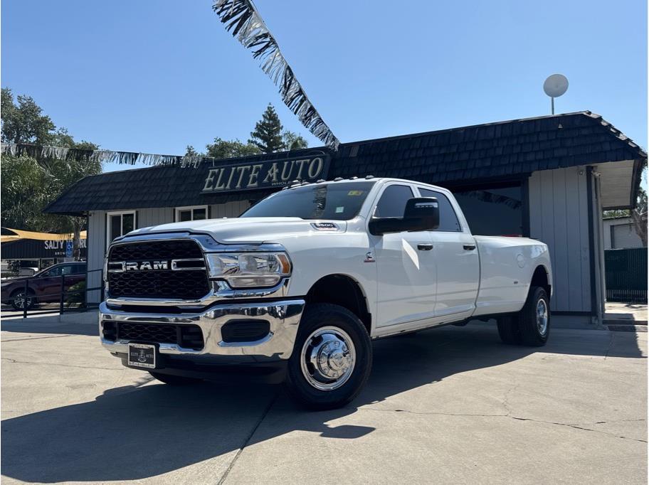 2024 Ram 3500 Crew Cab