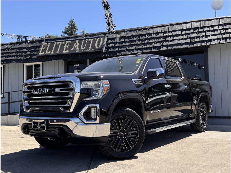 2019 GMC Sierra 4WD Crew Cab Short Box SLT's photo