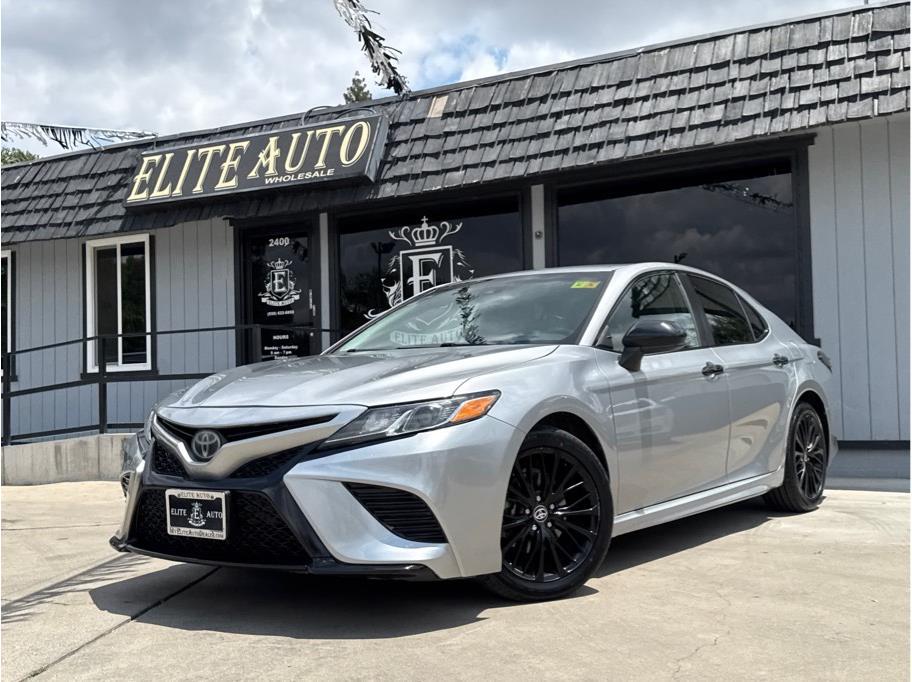 2020 Toyota Camry 2.5 Auto SE Nightshade's photo