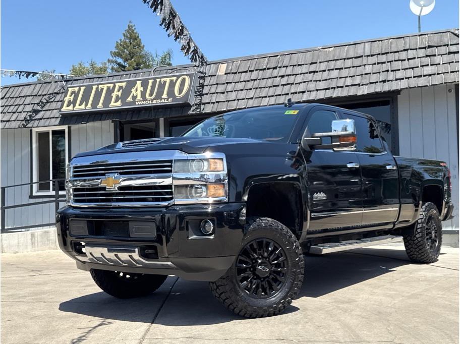 2015 Chevrolet Silverado HD High Country 4WD Crew Cab Standard Box's photo