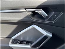 Vehicle Thumb #14
