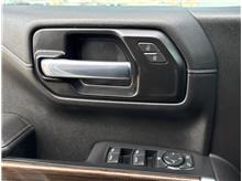Vehicle Thumb #15