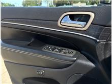 Vehicle Thumb #12