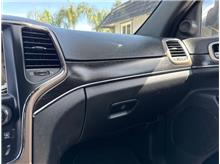 Vehicle Thumb #9