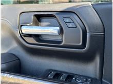 Vehicle Thumb #13