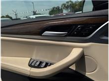 Vehicle Thumb #14