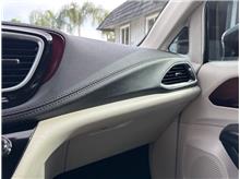 Vehicle Thumb #14