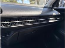 Vehicle Thumb #12