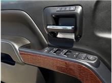 Vehicle Thumb #16