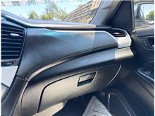 Vehicle Thumb #17