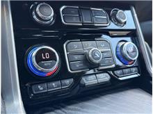 Vehicle Thumb #17