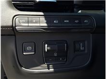 Vehicle Thumb #18