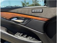 Vehicle Thumb #16