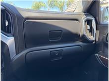Vehicle Thumb #15