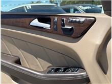 Vehicle Thumb #14
