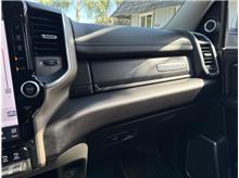 Vehicle Thumb #15