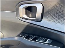 Vehicle Thumb #15