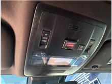 Vehicle Thumb #18